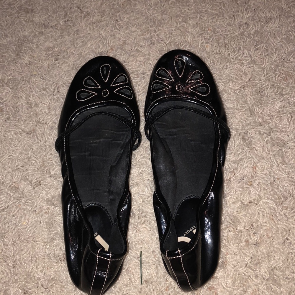 Report Black Flats